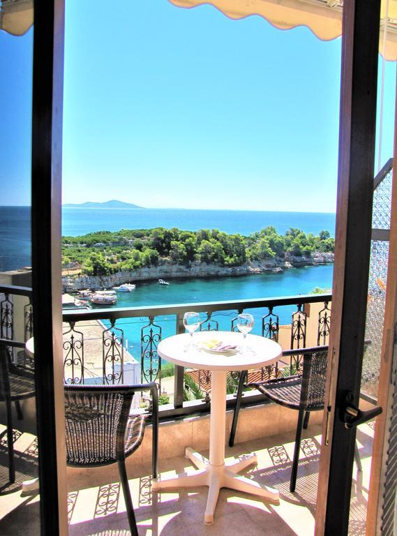 Gorgona Hotel Патитири Экстерьер фото