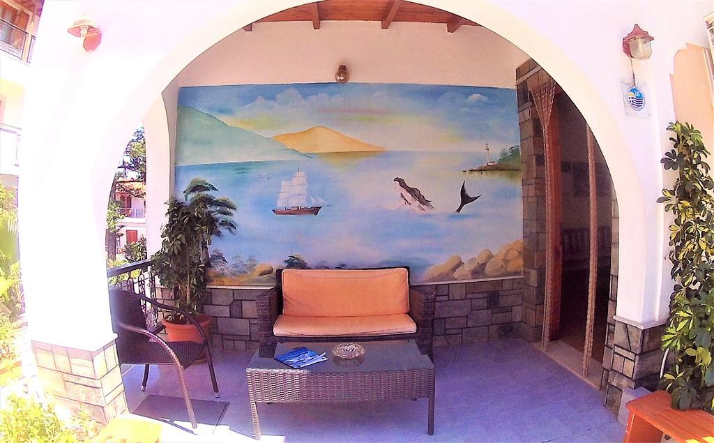 Gorgona Hotel Патитири Экстерьер фото