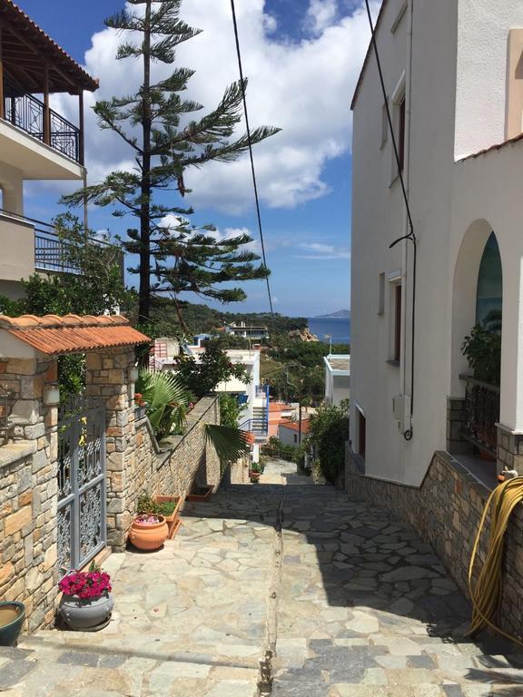 Gorgona Hotel Патитири Экстерьер фото