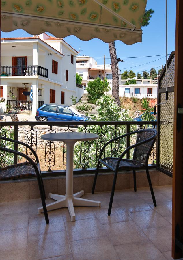 Gorgona Hotel Патитири Экстерьер фото