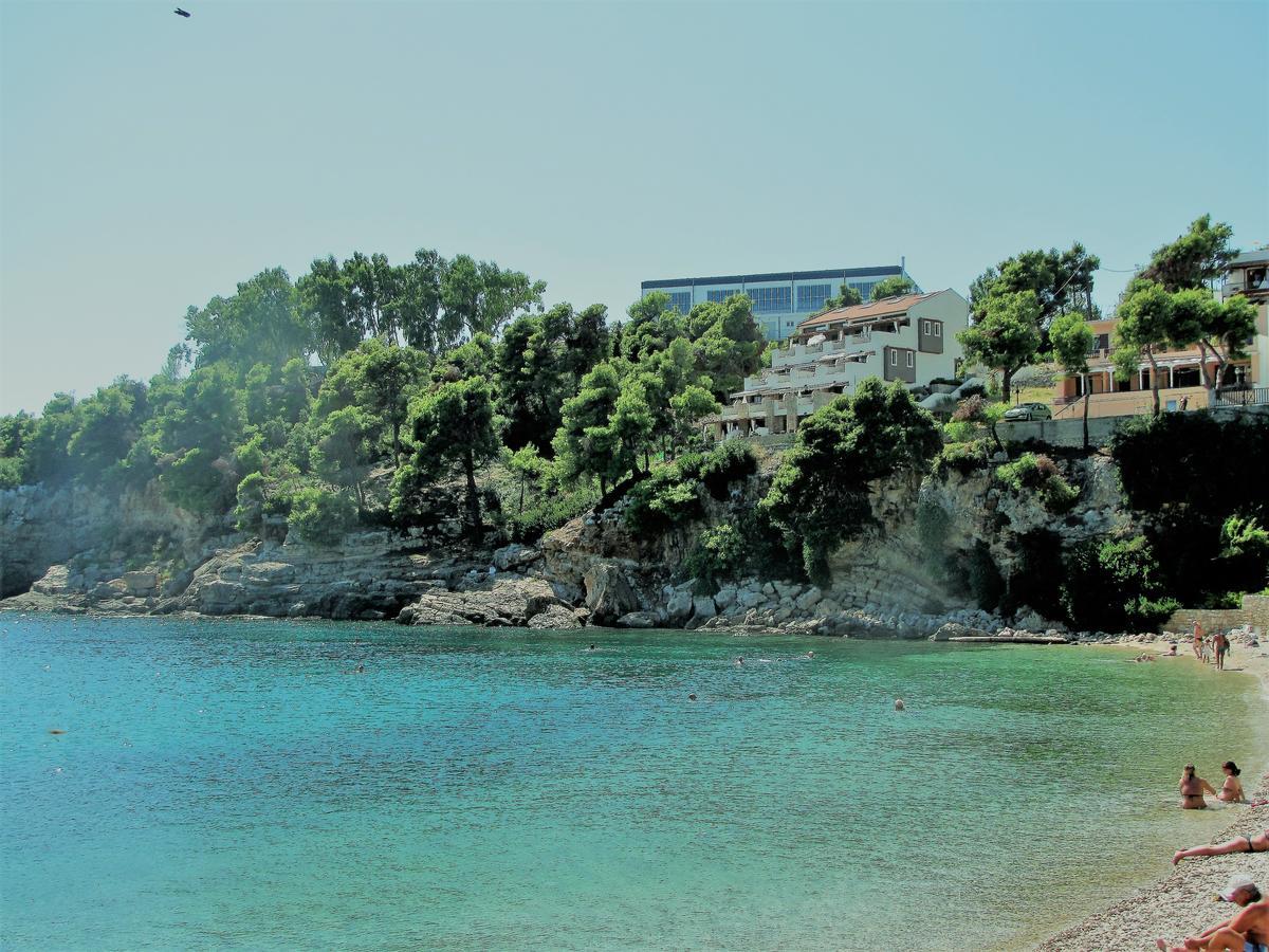 Gorgona Hotel Патитири Экстерьер фото