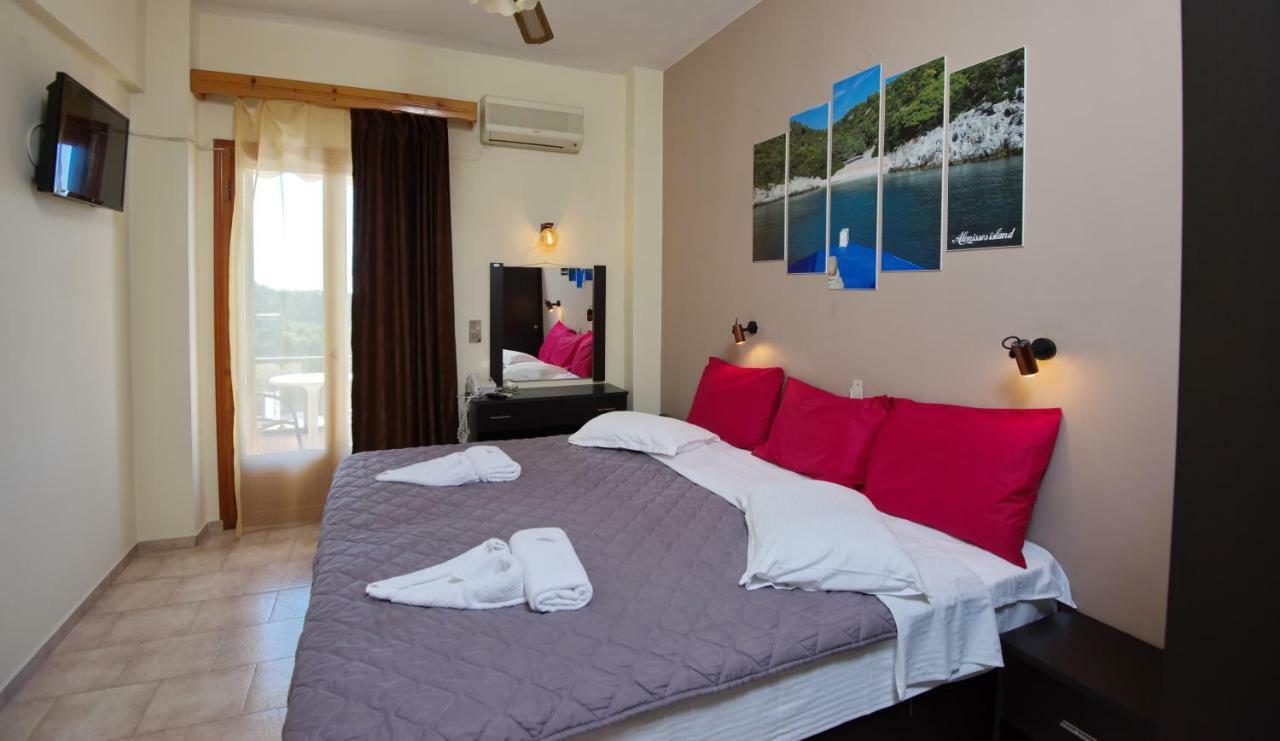 Gorgona Hotel Патитири Экстерьер фото