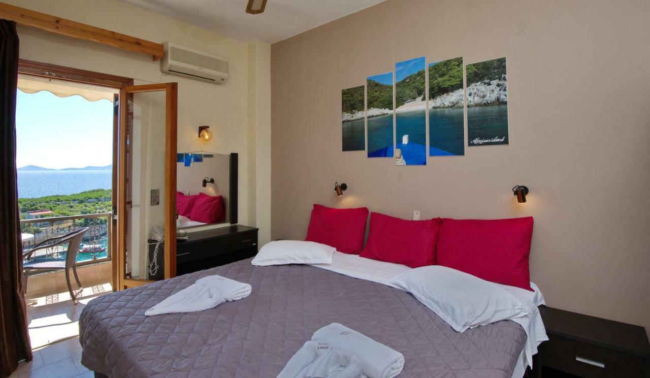 Gorgona Hotel Патитири Экстерьер фото