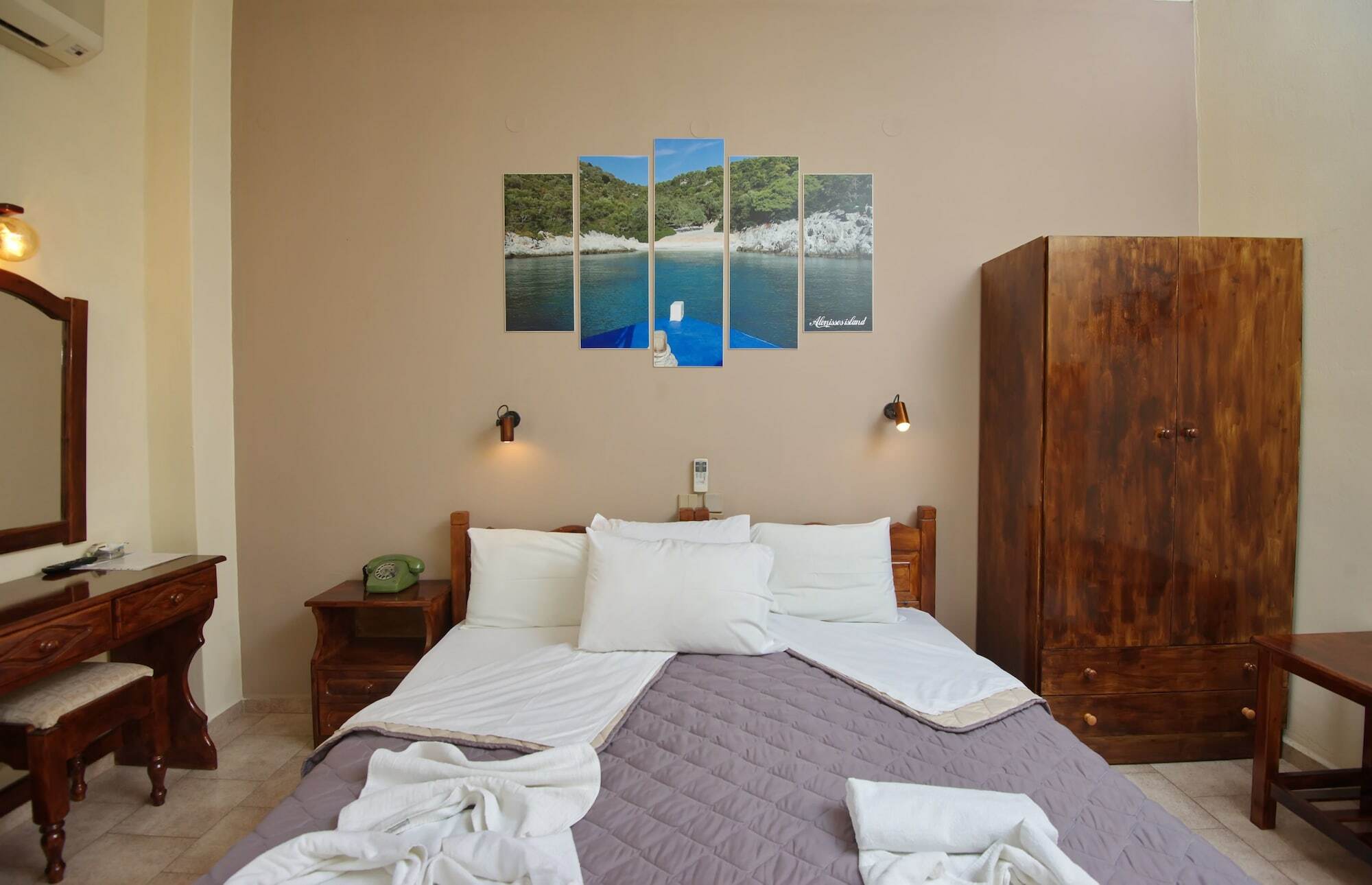 Gorgona Hotel Патитири Экстерьер фото